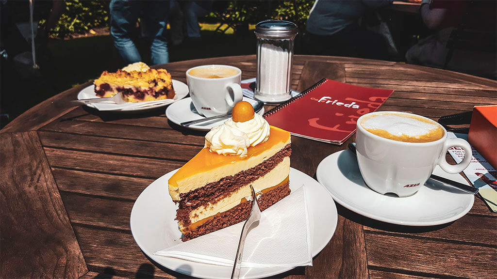 63 Sanddorntorte